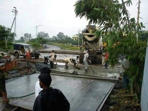 支社も構えるスリランカの、インフラ整備に携わりました。